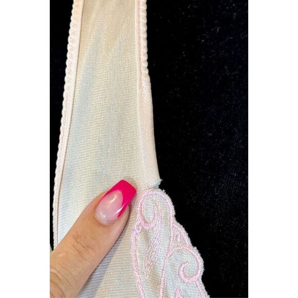 Vintage Vanity Fair Sexy Women's White Nightgown Small - Picture 4 of 13